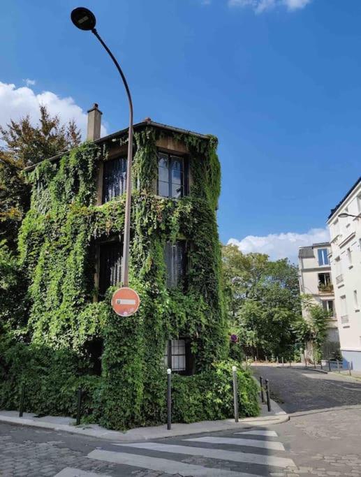 Refait A Neuf En Plein ! Appartement Paris